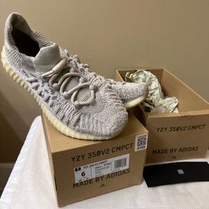 Yeezy Adidas 350 V2 CMPCT Knit Sneakers EUC